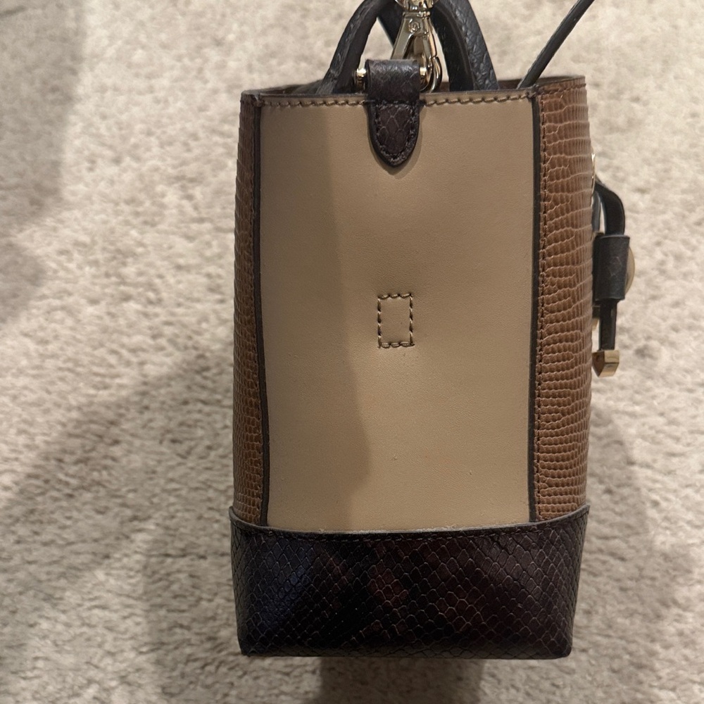 Michael Kors Tan and Brown Mini Bucket Bag - Picture 5 of 9